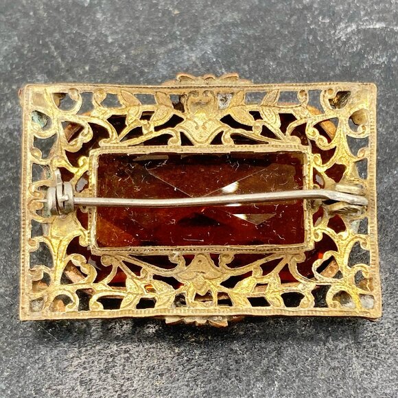 ANTIQUE Amber cognac hued faceted glass, brass, and copper rectangle brooch pin - Picture 7 of 8